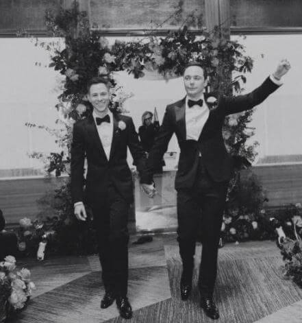 Wedding picture of Jim Parsons and Todd Spiewak.